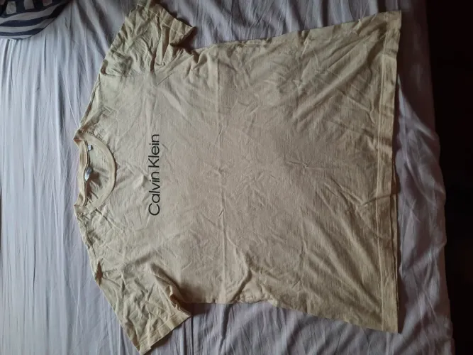 Camiseta Calvin Klein original 