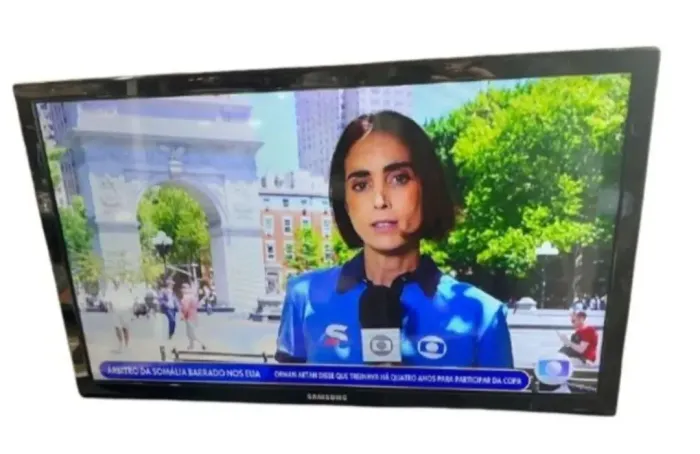 380,00 TV E MONITOR LED PHILCO 23 POL.  