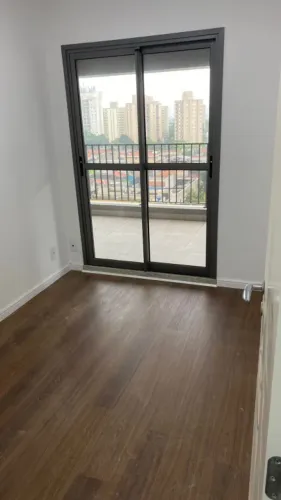 Vendo apartamento novo com varanda gourmet no Tatuapé.