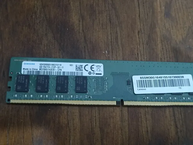 Vendo memória DDR4 4GB 2133P