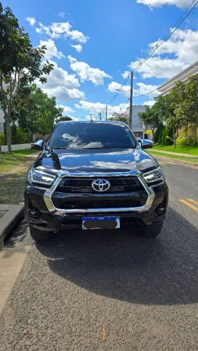 Toyota Hilux CD SRV 4X4 2.8 TDI Diesel Aut. 2024