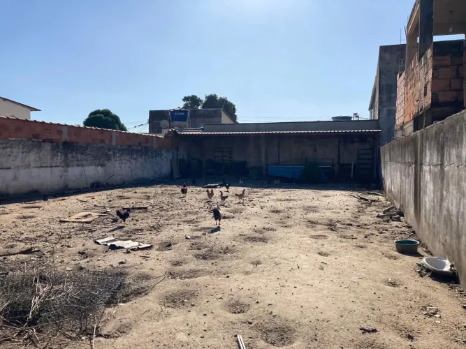 Terreno com ótima localização no miolo 