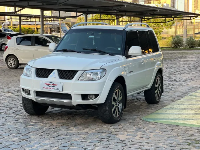 Mitsubishi Pajero TR4 2.0/ 2.0 Flex 16V 4X4 Aut. 2013