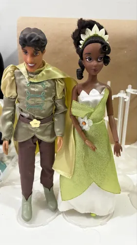 Bonecos casal Tiana e Naveen