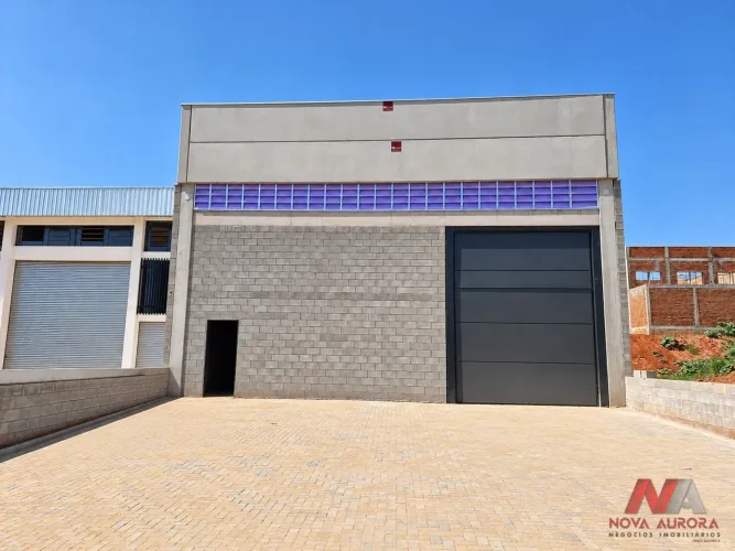Salão Comercial para alugar na AV. Gerassina Tavares - São José do Rio Preto/SP