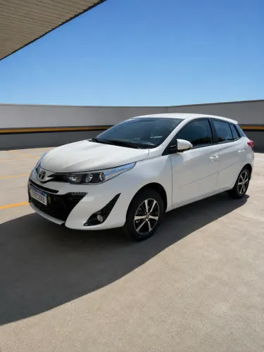 Toyota Yaris XLS Connect 1.5 Flex 16V 5P AUT 2022