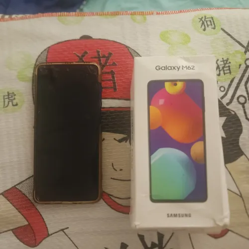 Samsung M62 com defeito na carga