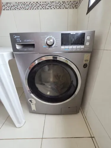 Vendo máquina de lavar e secagem