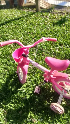 Bicicleta infantil 2 a 4 anos