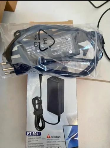 VENDO CARREGADOR DE NOTEBOOK ORIGINAL