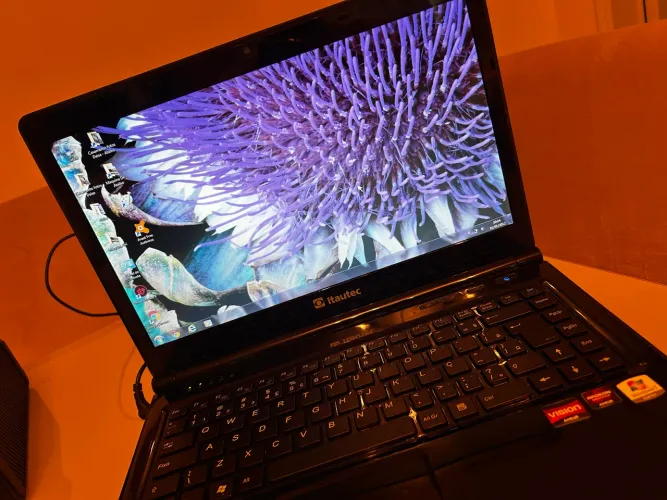 Oportunidade Notebook Itautec Pronto para uso