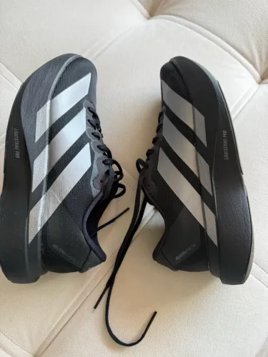 VENDO TÊNIS NOVO ADIZERO EVO SL