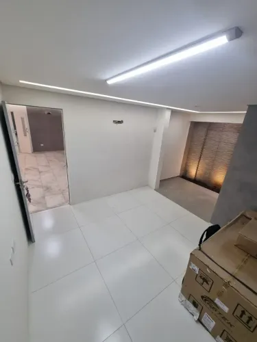 Ponto comercial/Loja/Box para aluguel possui 18 metros quadrados em Madalena - Recife - Pe
