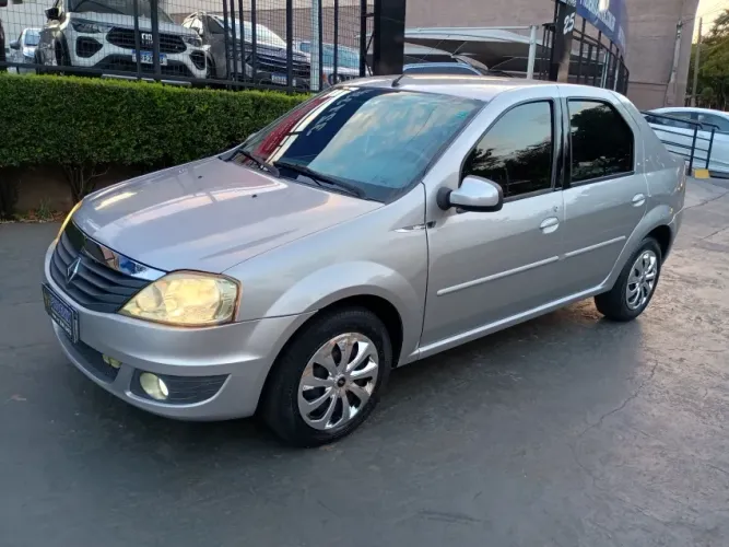 Renault Logan Expres./exp. UP Hi-flex 1.0 16V 4P 2013