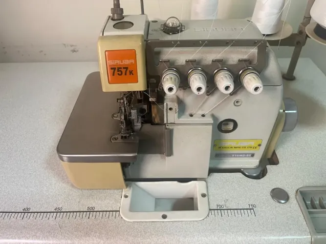 Máquina de Costura Interlock Siruba 757k -516M2-55