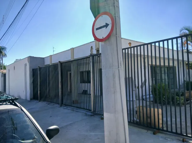 Portões basculante e deslizantes