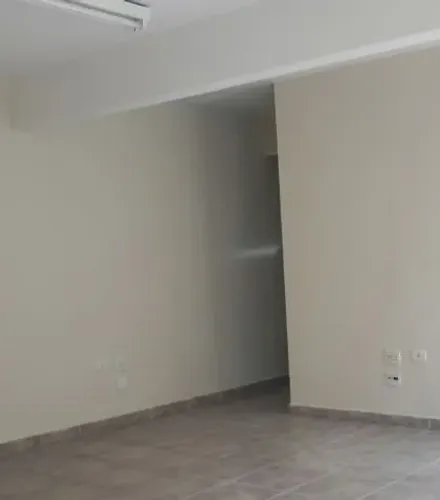 Sala comercial na Avenida Francisco Vieira Bueno, 129 - Conjuntos 7 e 8 120 m²
