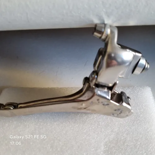 Câmbio dianteiro Dura-Ace FD-7800 73g<br><br><br><br>