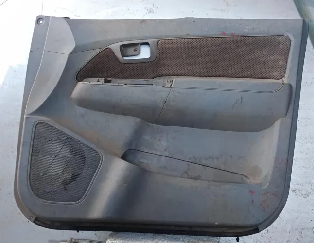 Forro De Porta Dianteiro Direito Hailux 2011/2015
