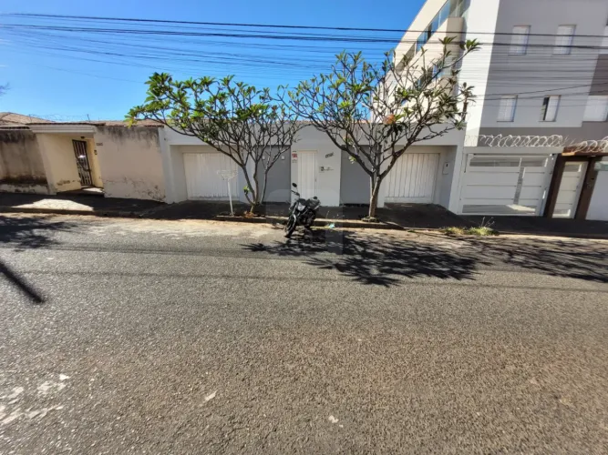 Casa para locação no Bairro Santa Mônica