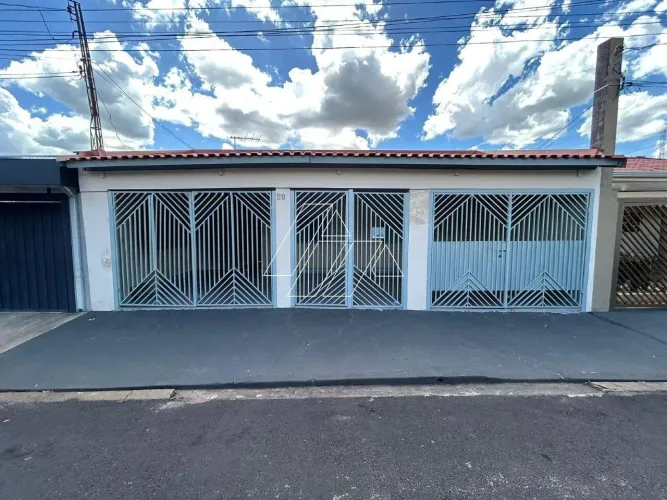 Casa para Locação com 3 Quartos, 1 Suíte e 4 Vagas no Jardim Nacional, Marília/SP