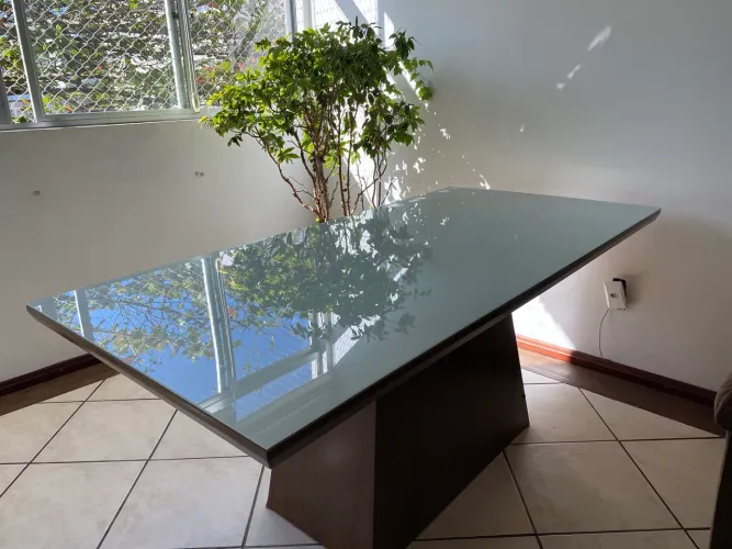 Mesa de jantar 1,80 m x 0,90 m