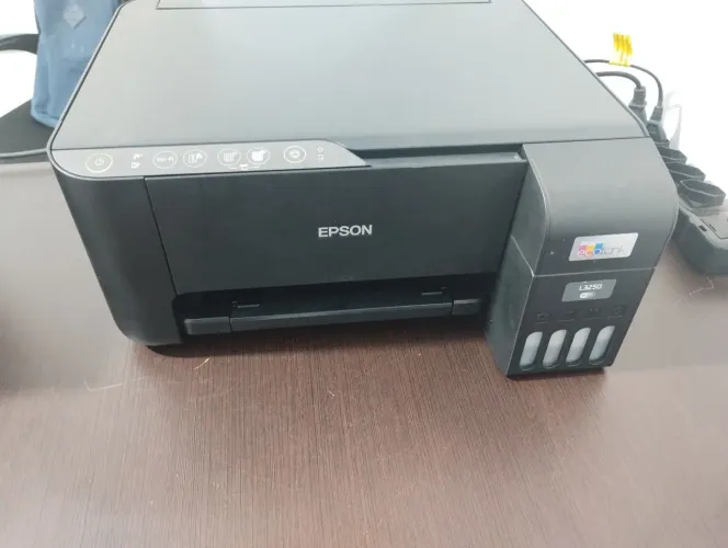 Impressora L3250 Colorida (Revisada / Impressão ok)