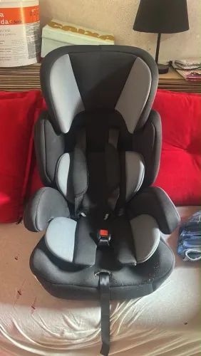 Cadeirinha de criança para carro