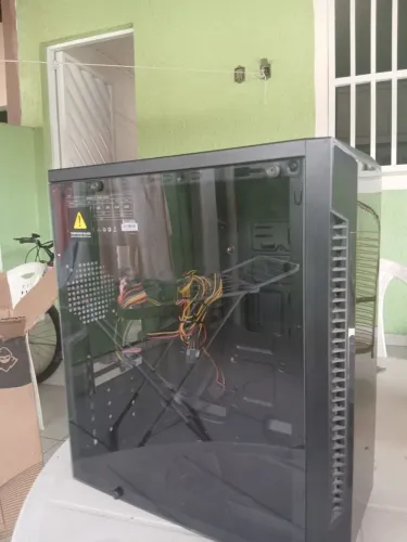 Gabinete com fonte de 500w e uma gt 730