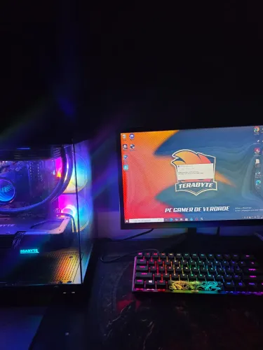 Pc gamer ryzen 7 5700X RX 7600