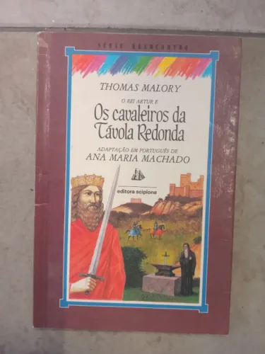 Livros O fantasma de Canterville e Os cavaleiros da Távola Redonda