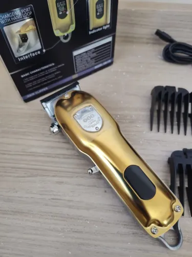 Máquina De Cortar Cabelo Profissional Kemei Km-135