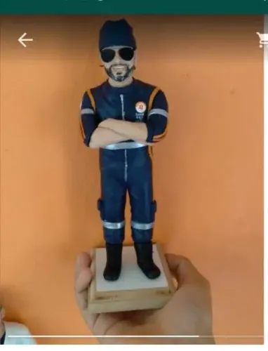 Caricaturas humanizadas personalizáveis em Biscuit 