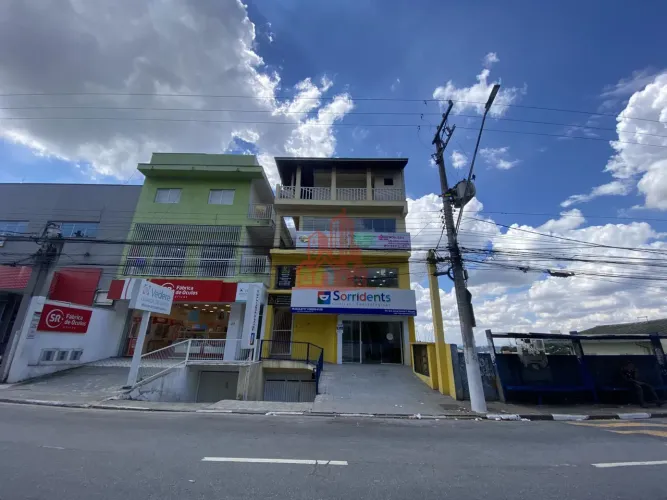 Casa 3 dormitórios para alugar Parque Bahia Cotia/SP