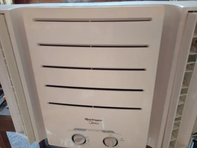 Ar condicionado Springer Midea 7500 btus/110 volts gelando bem r$500
