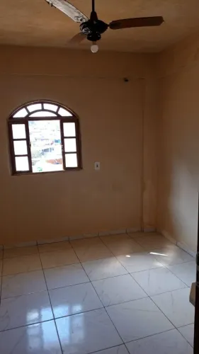 Kitnet alugo para casal , ou uma pessoa 