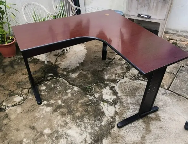 Mesa para escritorio em L Otimo estado
