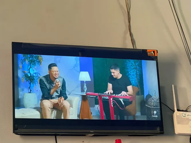 Vendo essa linda tv