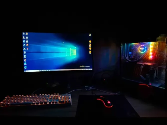 SETUP GAMER COMPLETO (PC + Monitor 180Hz + Cadeira Gamer + Periféricos + Mesa)