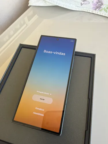 Galaxy Fold 7 ótimo estado. Não aceito trocas 