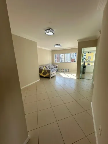 Apartamento 02 Dorm. em Centro - Balneário Camboriú