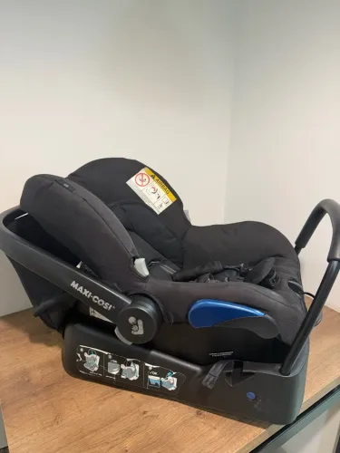 Bebê Conforto Maxi-cosi Citi2 C/ Base Essential Black 0-13kg. Bem conservado!