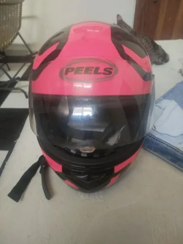 Capacete peels