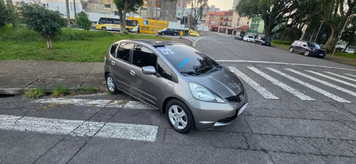 Honda Fit LX 1.4/ 1.4 Flex 8v/16v 5P Aut. 2009
