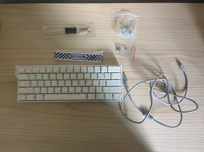 Teclado Gamer Magnético RGB AULA MINI60 HE MAX 8Khz