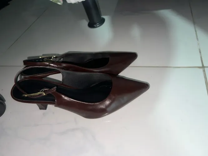 scarpin novo, usado duas vezes