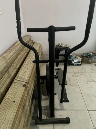 Elíptico para exercício 