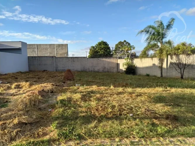 Terreno no Condomínio PORTOBELLO - bairro Eden