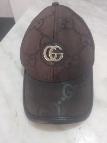 Bone Gucci original semi novo