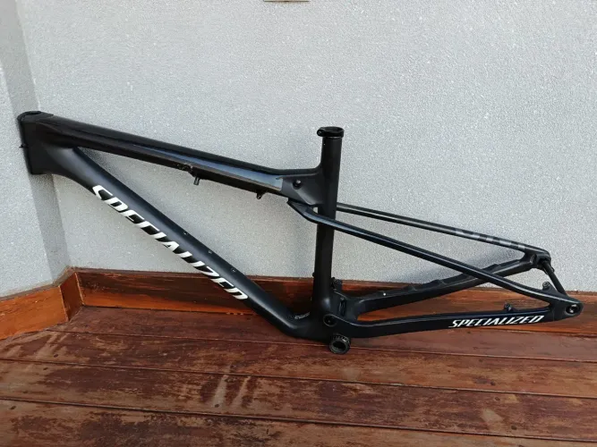 Quadro Specialized word Cup L 2024 nota fiscal brasil